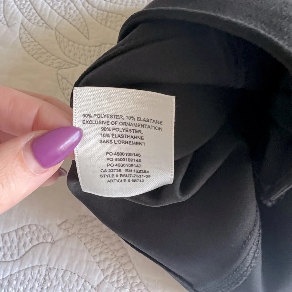 ARITZIA - Wilfred Free - Faux Suede Zip-Up Mini Skirt- Black